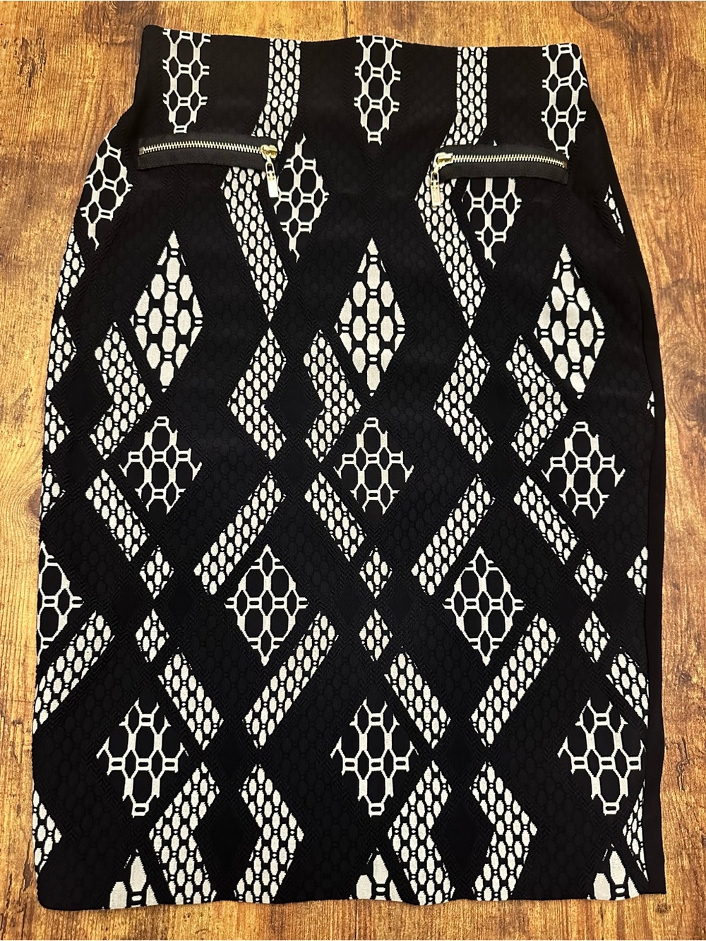Joseph Ribkoff Black and White Geometric Pencil Skirt
